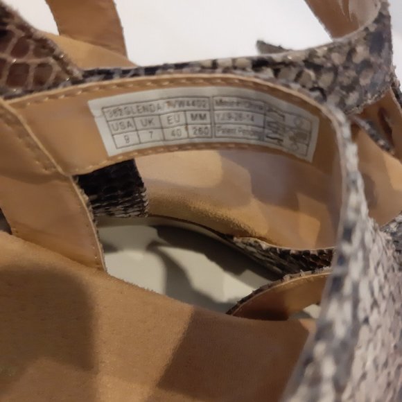 Vionic Glenda Sandals size 9 - Picture 6 of 6